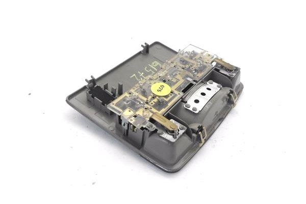 Recambio de luz delantero central techo para audi a2 (8z) 1.4 referencia OEM IAM 8Z0947111  