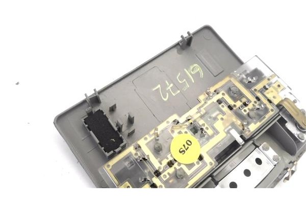 Recambio de luz delantero central techo para audi a2 (8z) 1.4 referencia OEM IAM 8Z0947111  