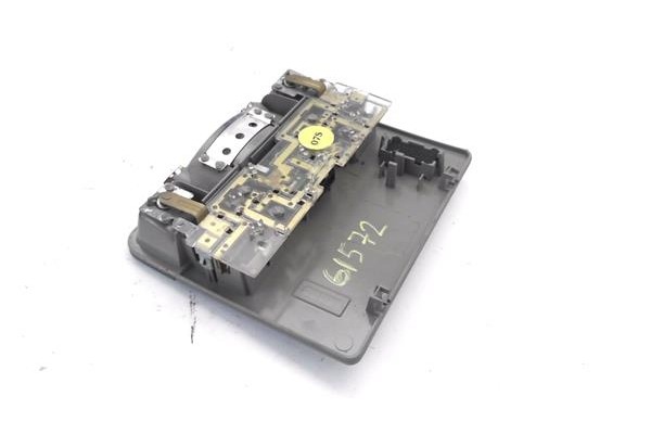 Recambio de luz delantero central techo para audi a2 (8z) 1.4 referencia OEM IAM 8Z0947111  