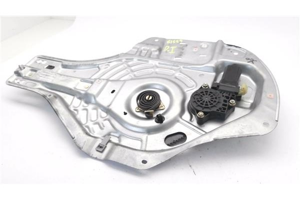 Recambio de elevalunas electrico delantero izquierdo para hyundai tucson (jm) 2.0 crdi a las 4 ruedas referencia OEM IAM 824702E