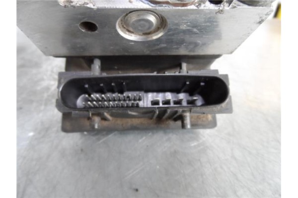 Recambio de nucleo abs para fiat stilo (192) 1.6 16v referencia OEM IAM 0265231437 51718108 