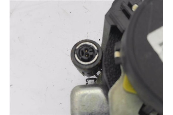 Recambio de cinturon seguridad delantero derecho para volkswagen golf vi (5k1) 1.6 advance referencia OEM IAM 1K4857706BJ 617978