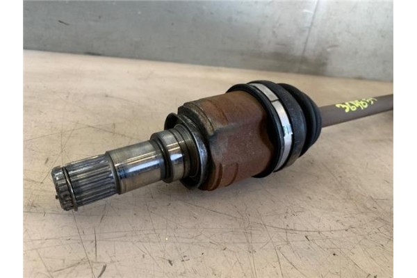 Recambio de palier delantero izquierdo para mitsubishi space star (a00) 1.2 motion referencia OEM IAM 3815A427  