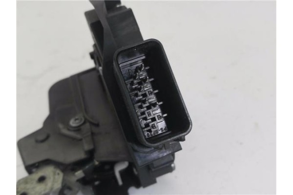 Recambio de cierre electromagnetico delantero derecho para ford galaxy (ca1) 2.0 tdci referencia OEM IAM 8M2AR21812AB  