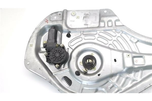 Recambio de elevalunas electrico delantero derecho para hyundai tucson (jm) 2.0 crdi a las 4 ruedas referencia OEM IAM 824802E01