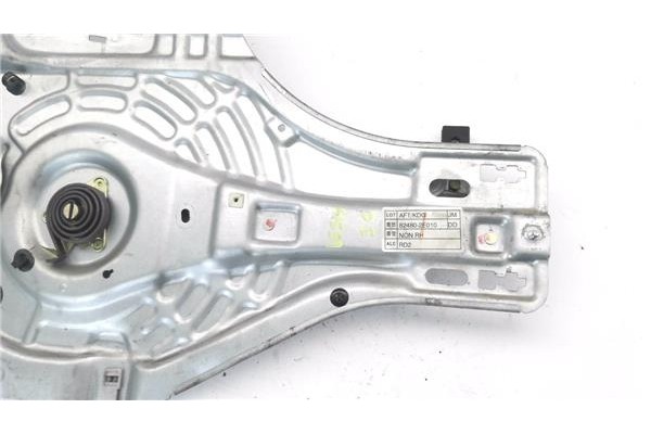 Recambio de elevalunas electrico delantero derecho para hyundai tucson (jm) 2.0 crdi a las 4 ruedas referencia OEM IAM 824802E01