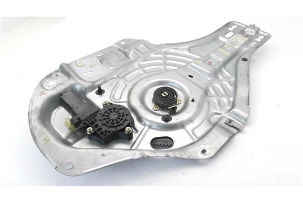 Recambio de elevalunas electrico delantero derecho para hyundai tucson (jm) 2.0 crdi a las 4 ruedas referencia OEM IAM 824802E01