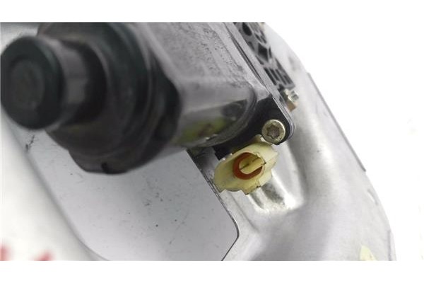 Recambio de elevalunas electrico delantero derecho para hyundai tucson (jm) 2.0 crdi a las 4 ruedas referencia OEM IAM 824802E01