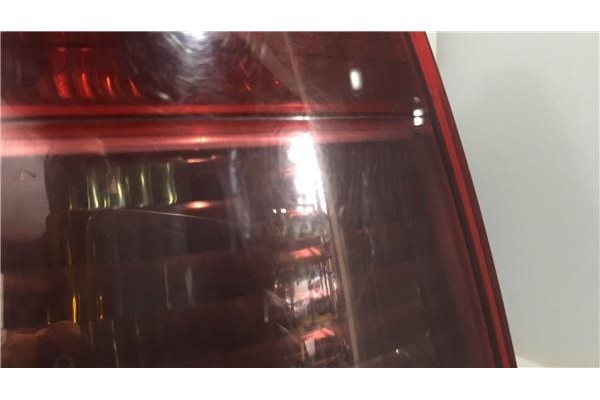Recambio de piloto trasero izquierdo para citroen c5 berlina 2.0 exclusive referencia OEM IAM 89032697  