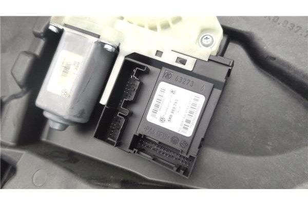Recambio de elevalunas electrico delantero izquierdo para volkswagen golf vi (5k1) 1.6 advance referencia OEM IAM 5K1837729T  