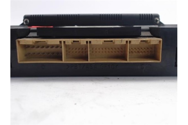 Recambio de mandos climatizador para audi a3 (8l) referencia OEM IAM (8L0820043B) (5HB007608-00) 