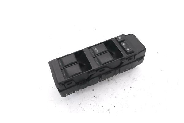 Recambio de mando elevalunas para dodge caliber (pm) 2.0 se referencia OEM IAM 56040691AD  