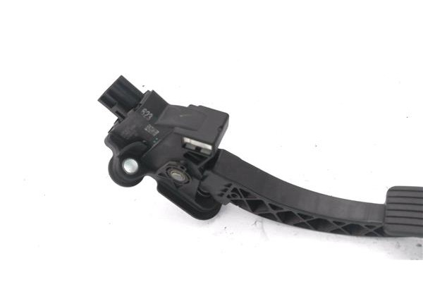 Recambio de potenciometro pedal gas para dodge caliber (pm) 2.0 se referencia OEM IAM 04891623AB  