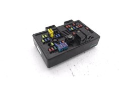 Recambio de caja fusibles/rele para chevrolet captiva 2.0 d referencia OEM IAM 96821082  