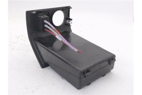 Recambio de embellecedor consola salpicadero para mercedes-benz clase a (bm 169) 1.5 a 150 (169.031) referencia OEM IAM A1696803