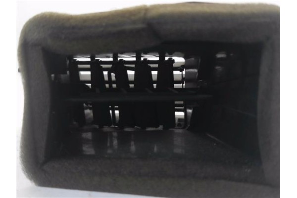 Recambio de rejilla entrada de aire para mercedes-benz clase a (bm 169) 1.5 a 150 (169.031) referencia OEM IAM 1698300254  