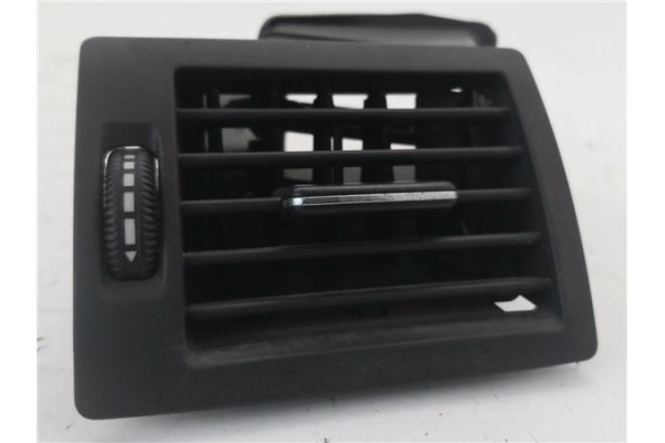 Recambio de rejilla entrada de aire para mercedes-benz clase a (bm 169) 1.5 a 150 (169.031) referencia OEM IAM 1698300154  