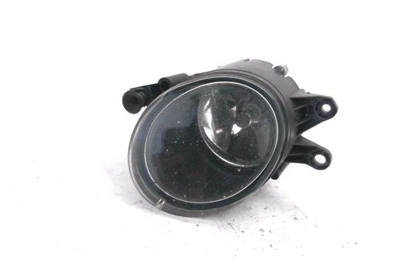 Recambio de faro antiniebla derecho para audi a4 berlina (8e) 1.9 tdi (96kw) referencia OEM IAM 0305063002 82431002S 