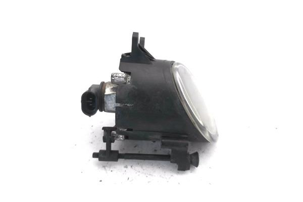Recambio de faro antiniebla derecho para audi a4 berlina (8e) 1.9 tdi (96kw) referencia OEM IAM 0305063002 82431002S 