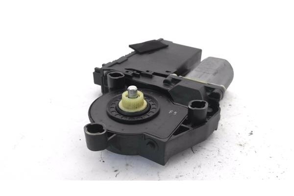 Recambio de motor elevalunas delantero izquierdo para audi a2 (8z) 1.4 referencia OEM IAM 5WK48718BBF 0130821764 
