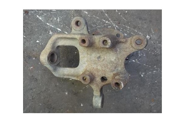 Recambio de mangueta delantero derecha para mercedes-benz sprinter 2-t furgón (901, 902) 208 d referencia OEM IAM   