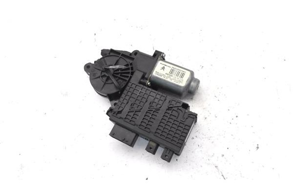 Recambio de motor elevalunas delantero derecho para citroen c4 picasso 1.6 hdi referencia OEM IAM 9682495580 400964E 