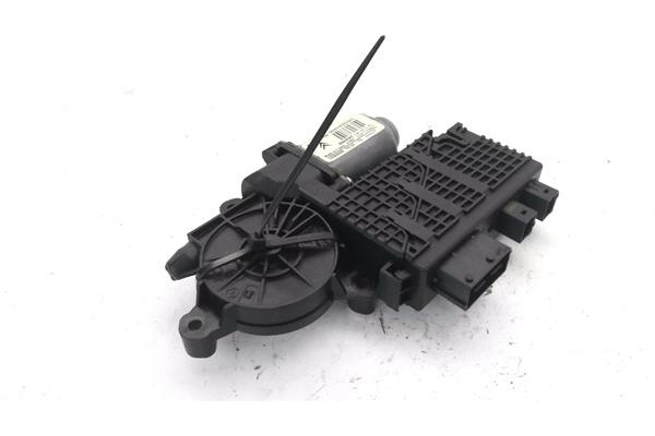 Recambio de motor elevalunas delantero derecho para citroen c4 picasso 1.6 hdi referencia OEM IAM 9682495580 400964E 