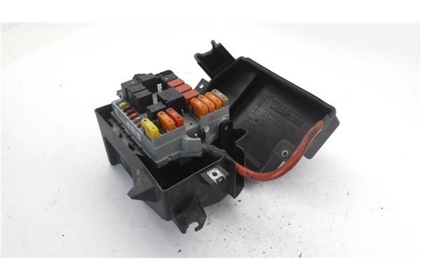 Recambio de caja fusibles/rele para alfa romeo 159 sportwagon (140) 1.9 jtdm 16v distinctive referencia OEM IAM 50508214  