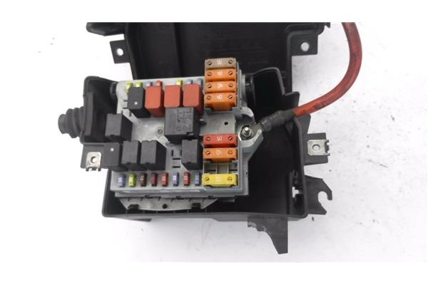 Recambio de caja fusibles/rele para alfa romeo 159 sportwagon (140) 1.9 jtdm 16v distinctive referencia OEM IAM 50508214  