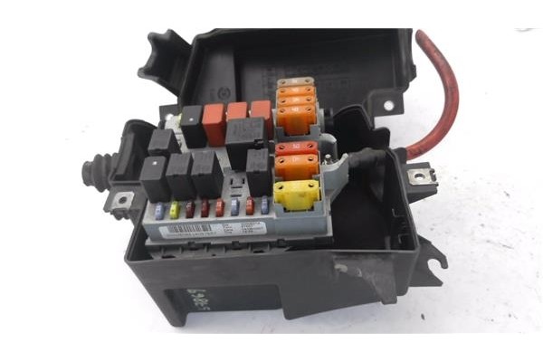 Recambio de caja fusibles/rele para alfa romeo 159 sportwagon (140) 1.9 jtdm 16v distinctive referencia OEM IAM 50508214  