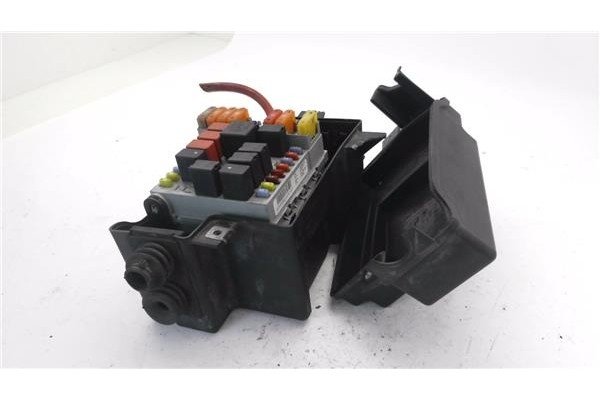 Recambio de caja fusibles/rele para alfa romeo 159 sportwagon (140) 1.9 jtdm 16v distinctive referencia OEM IAM 50508214  