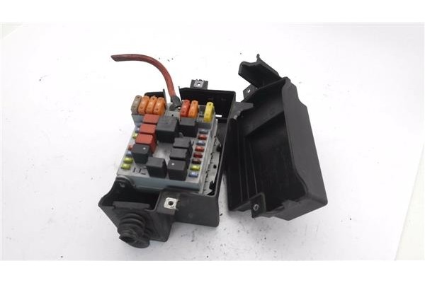 Recambio de caja fusibles/rele para alfa romeo 159 sportwagon (140) 1.9 jtdm 16v distinctive referencia OEM IAM 50508214  