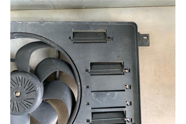 Recambio de electroventilador para ford mondeo berlina (ca2) 1.8 ambiente referencia OEM IAM 6G918C607PC 8240563 