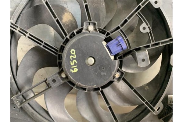 Recambio de electroventilador para renault clio iv 1.2 expression referencia OEM IAM 214816812R 8240636 