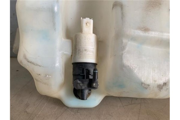 Recambio de deposito limpiaparabrisas para opel vivaro 1.9 dti referencia OEM IAM 8200506740 8200506738 