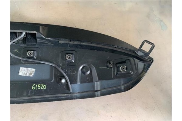 Recambio de aleron trasero para renault clio iv 1.2 expression referencia OEM IAM 960307284R T0000112993 