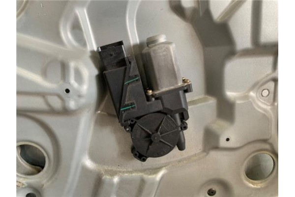 Recambio de elevalunas electrico delantero izquierdo para nissan primera hatchback (p12) 1.6 referencia OEM IAM 80771AV611  