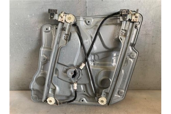 Recambio de elevalunas electrico delantero izquierdo para nissan primera hatchback (p12) 1.6 referencia OEM IAM 80771AV611  
