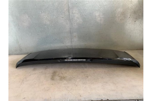 Recambio de aleron trasero para renault scenic iv 1.3 tce referencia OEM IAM 960305857R  