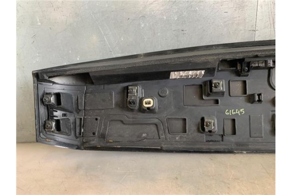 Recambio de aleron trasero para renault scenic iv 1.3 tce referencia OEM IAM 960305857R  