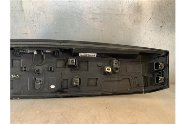 Recambio de aleron trasero para renault scenic iv 1.3 tce referencia OEM IAM 960305857R  