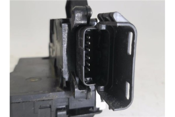 Recambio de cierre electromagnetico delantero derecho para citroen c4 picasso 1.6 hdi referencia OEM IAM 24095158 24093158 