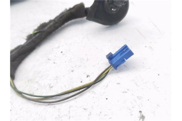 Recambio de retrovisor electrico izquierdo para citroen c4 picasso 1.6 hdi referencia OEM IAM 96850509XT  