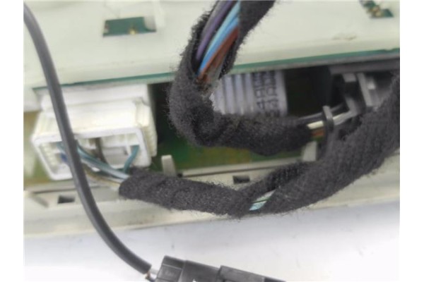 Recambio de luz delantero central techo para alfa romeo 159 sportwagon (140) 1.9 jtdm 16v distinctive referencia OEM IAM 1804015