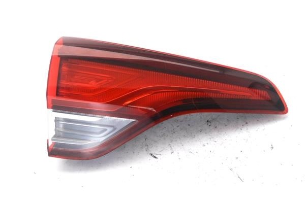 Recambio de piloto interior izquierdo para renault scenic iv 1.3 tce referencia OEM IAM 265553872R 2TZ01231201AB 