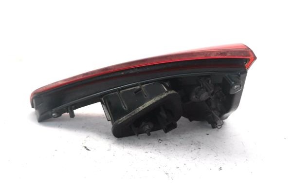 Recambio de piloto interior izquierdo para renault scenic iv 1.3 tce referencia OEM IAM 265553872R 2TZ01231201AB 