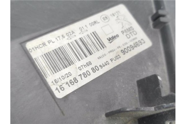 Recambio de faro delantero dcho para peugeot 3008 1.2 allure referencia OEM IAM 1616878080 90094693 