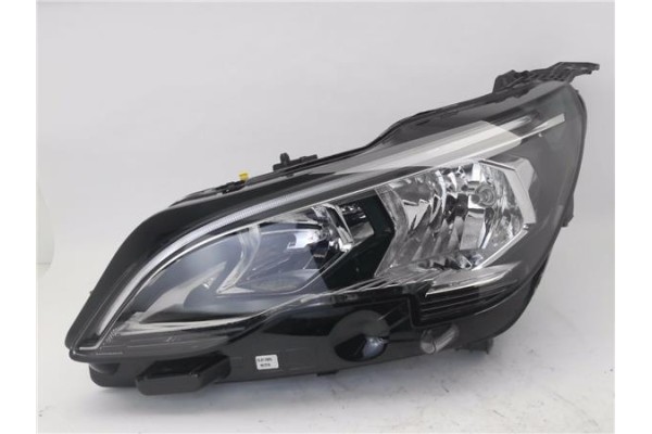 Recambio de faro delantero izquierdo para peugeot 3008 1.2 allure referencia OEM IAM 0467847333 90094696 