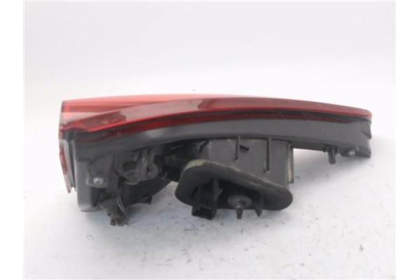 Recambio de piloto porton trasero derecho para renault scenic iv 1.3 tce referencia OEM IAM 265509208R  