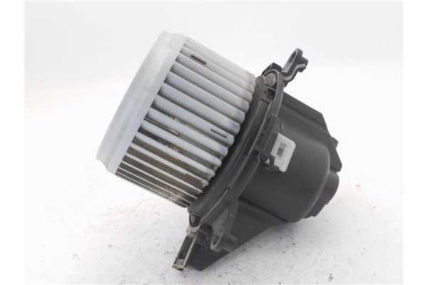 Recambio de motor calefaccion para peugeot 3008 1.2 allure referencia OEM IAM 5P1330400  
